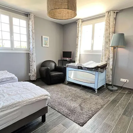 Superbe D'architecte Avec Piscine Chauffee Villa Loix