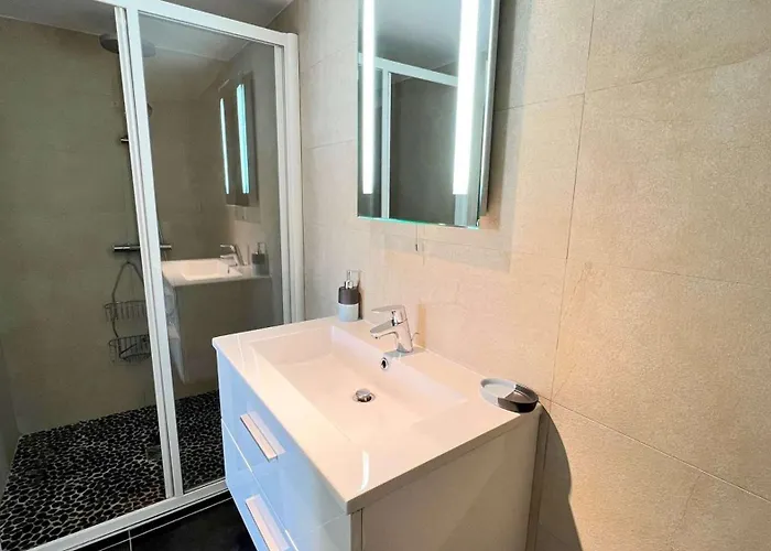 Superbe D'architecte Avec Piscine Chauffee Villa *